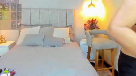 Snapshot of tutu_milf chatting on February 2, 2026, 7:12 pm Tutu online show from February 2, 2026, 7:12 pm