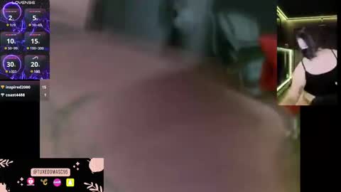 Snapshot of tuxedomasc95 chatting on December 19, 2024, 2:45 am Alfie online show from December 19, 2024, 2:45 am