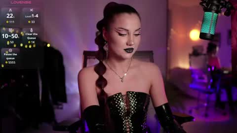 Miss Veth online show from June 15, 2026, 1:41 am