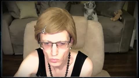 Clementine online show from February 17, 2026, 8:55 am