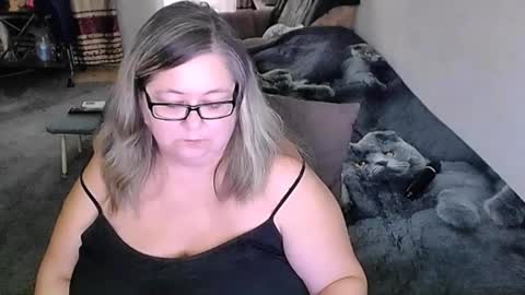 Lana online show from February 17, 2026, 7:16 am