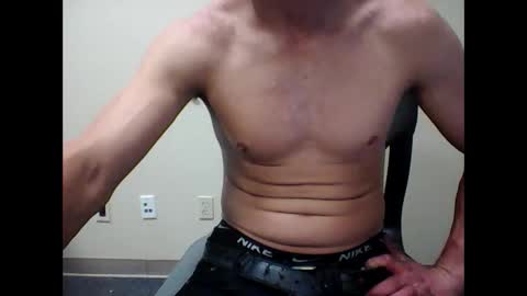 twayne29x online show from November 13, 2025, 7:40 am