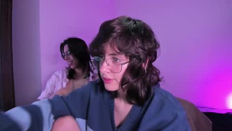 Eve  Lili online show from October 12, 2025, 11:48 pm