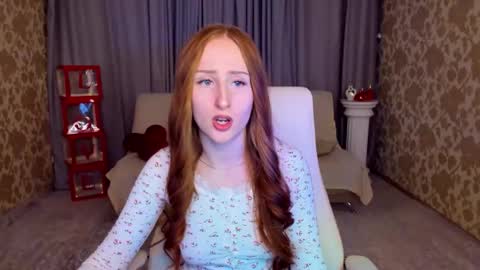 Snapshot of twilightserenade chatting on February 15, 2026, 3:36 am twilightserenade online show from February 15, 2026, 3:36 am