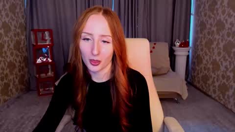 Snapshot of twilightserenade chatting on February 15, 2026, 7:51 am twilightserenade online show from February 15, 2026, 7:51 am