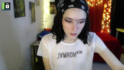 TwinFlamesXX online show from January 9, 2025, 3:58 am