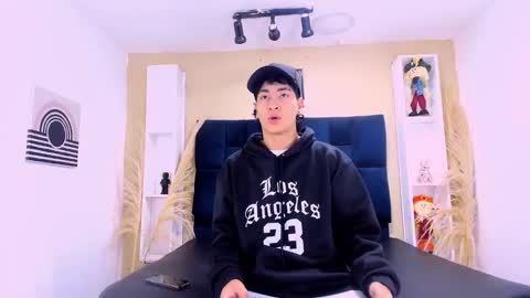 Snapshot of twink_bunny chatting on October 3, 2025, 12:02 pm samu online show from October 3, 2025, 12:02 pm