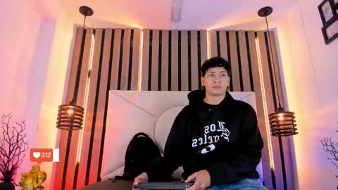 Snapshot of twink_bunny chatting on November 12, 2025, 12:16 pm samu online show from November 12, 2025, 12:16 pm