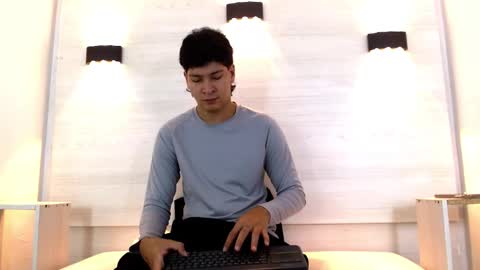 Snapshot of twink_bunny chatting on December 3, 2025, 2:04 pm samu online show from December 3, 2025, 2:04 pm