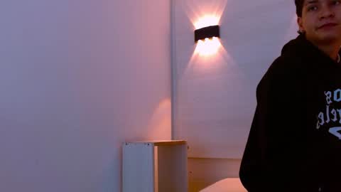 Snapshot of twink_bunny chatting on December 17, 2025, 12:44 pm samu online show from December 17, 2025, 12:44 pm