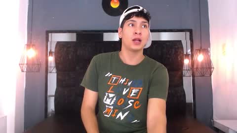 Snapshot of twink_bunny chatting on February 7, 2026, 5:55 am samu online show from February 7, 2026, 5:55 am