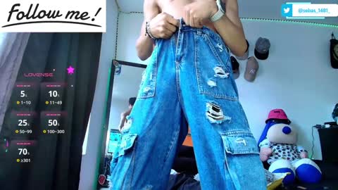 Snapshot of twink_sebas_ chatting on December 4, 2024, 4:38 pm  Bad boy sebastian  online show from December 4, 2024, 4:38 pm