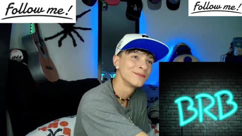 Snapshot of twink_sebas_ chatting on December 24, 2024, 10:33 am  Bad boy sebastian  online show from December 24, 2024, 10:33 am