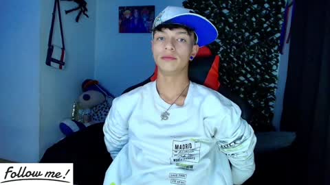 Snapshot of twink_sebas_ chatting on January 31, 2025, 6:13 am  Bad boy sebastian  online show from January 31, 2025, 6:13 am