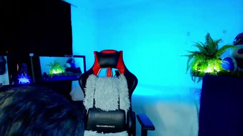 Snapshot of twink_sebas_ chatting on October 7, 2025, 5:04 am  Bad boy sebastian  online show from October 7, 2025, 5:04 am