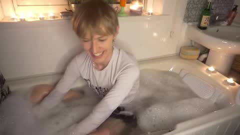 Ben online show from September 16, 2025, 7:37 pm