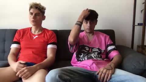 Derrick online show from November 16, 2025, 5:29 pm