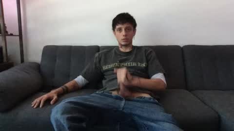 Derrick online show from April 30, 2026, 4:57 pm