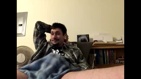 TwinkyMcgee online show from November 3, 2025, 7:09 am