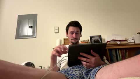 TwinkyMcgee online show from June 28, 2026, 6:19 am