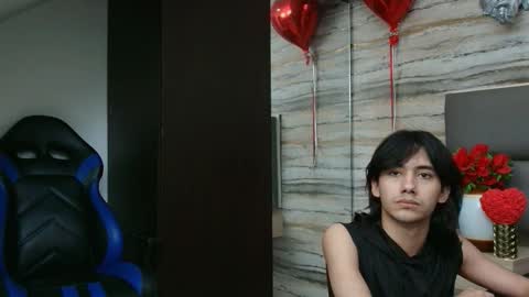 twinslovers_ online show from February 18, 2026, 3:46 am