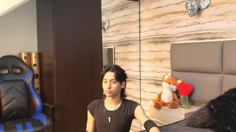 twinslovers_ online show from February 25, 2026, 3:49 am