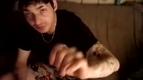 TwistedBlizzy online show from December 19, 2024, 4:57 pm