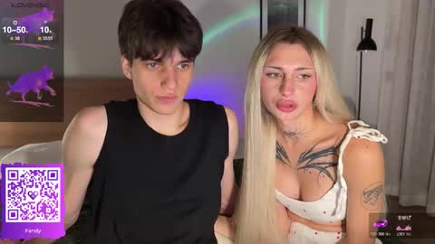 Molly and Nick online show from November 29, 2025, 5:05 pm