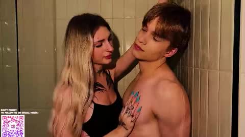 Molly and Nick online show from March 24, 2026, 10:04 pm