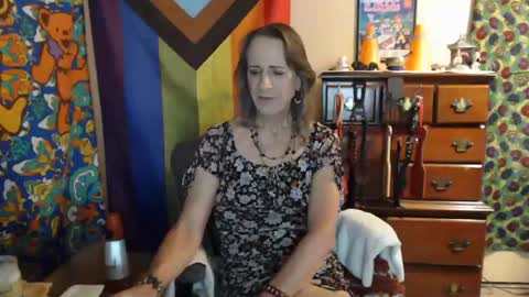 twocumkerry online show from August 9, 2026, 10:53 am