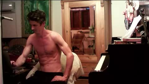 Snapshot of twoforallprivate chatting on February 7, 2025, 10:41 pm TobeBritta online show from February 7, 2025, 10:41 pm