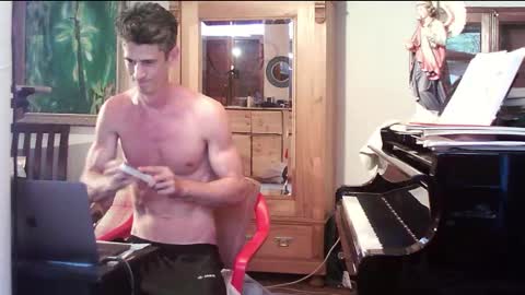 Snapshot of twoforallprivate chatting on September 21, 2025, 7:59 pm TobeBritta online show from September 21, 2025, 7:59 pm