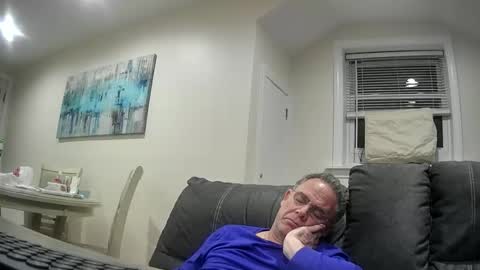 Twopeopleinlove online show from January 19, 2026, 2:04 am