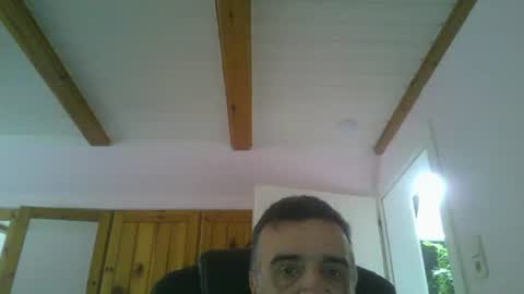 Snapshot of twoperes chatting on May 17, 2026, 1:18 pm twoperes online show from May 17, 2026, 1:18 pm