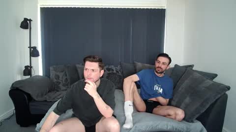 Snapshot of twotwinkhusbands chatting on September 30, 2025, 12:21 pm RyanRowan online show from September 30, 2025, 12:21 pm