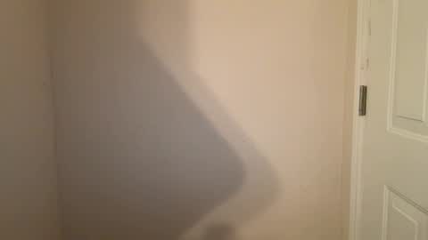 twunkiedreams online show from April 8, 2026, 6:02 am