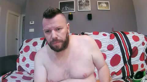 Snapshot of txan9876 chatting on December 19, 2025, 10:39 pm Txan Chan online show from December 19, 2025, 10:39 pm