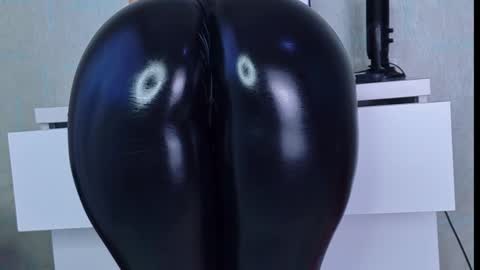 Snapshot of tykita chatting on March 20, 2026, 8:19 am tykita online show from March 20, 2026, 8:19 am