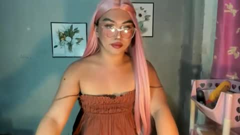 Tyla online show from April 14, 2026, 3:56 am