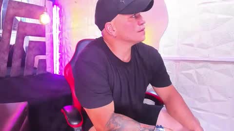 Snapshot of tyleer_scot chatting on March 21, 2026, 7:28 pm Tyleer Scot online show from March 21, 2026, 7:28 pm