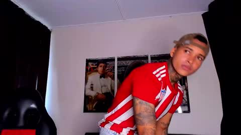 tyler_bell_ online show from March 10, 2026, 2:22 pm