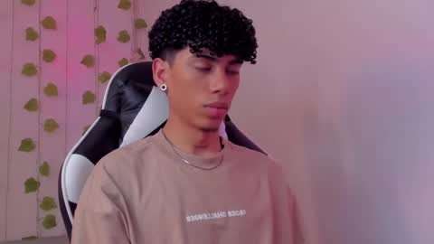 Tyler Garcia  online show from February 20, 2025, 3:41 pm