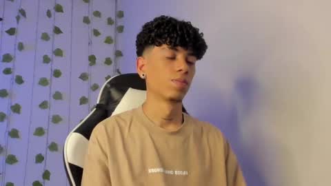 Tyler Garcia  online show from March 5, 2025, 9:15 pm