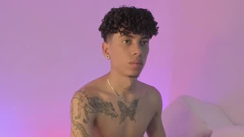 Tyler Garcia  online show from March 10, 2025, 4:28 am