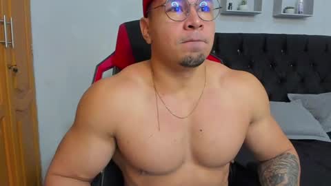 Snapshot of tyler_hank1 chatting on June 25, 2026, 9:41 pm tyler_hank1 online show from June 25, 2026, 9:41 pm