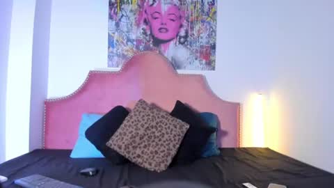 Snapshot of tyra_honey chatting on July 10, 2026, 9:50 pm Tyra pretty Honey online show from July 10, 2026, 9:50 pm