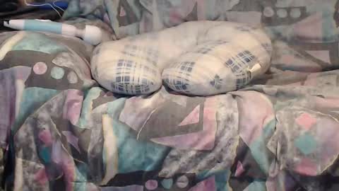 Snapshot of tyson2525 chatting on February 15, 2026, 4:31 am Helena and Tyson online show from February 15, 2026, 4:31 am