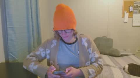 Snapshot of tyyyler93 chatting on January 26, 2025, 3:06 am TylerAlternative online show from January 26, 2025, 3:06 am