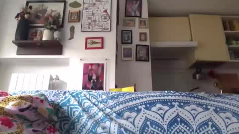 yu feetlover online show from April 14, 2026, 9:59 am