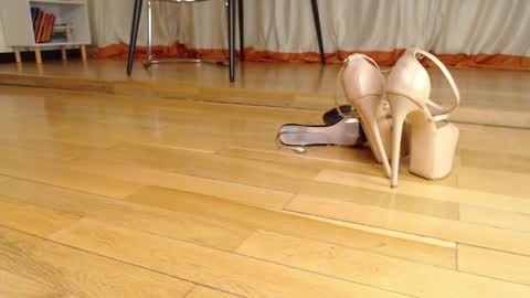 Megan online show from April 16, 2026, 9:39 pm